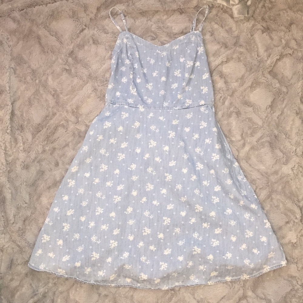 Casual dress knee length